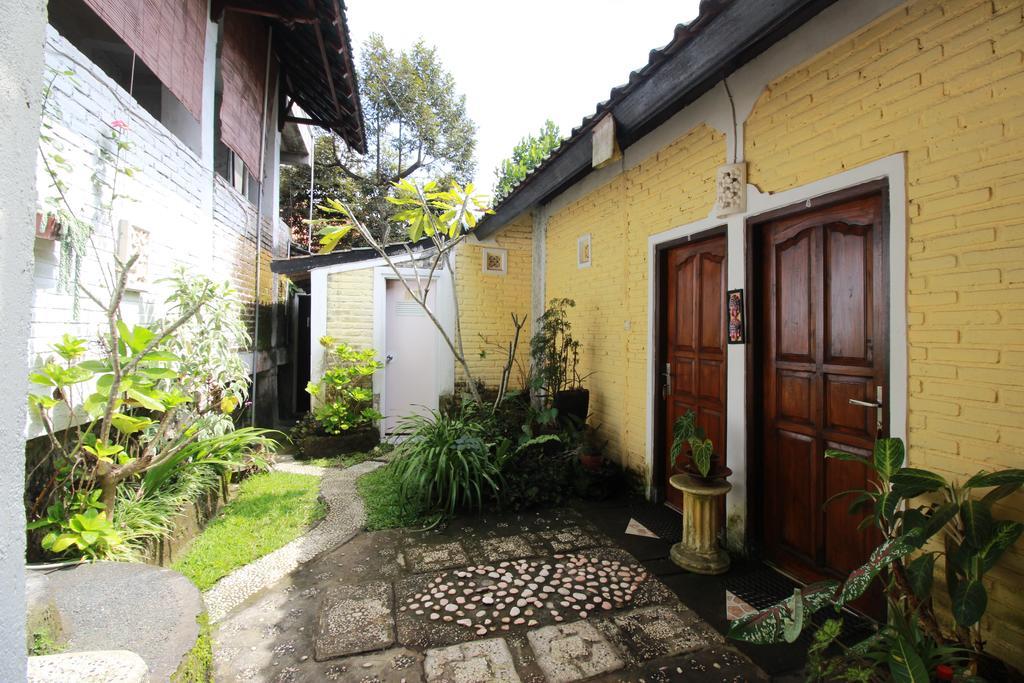 Taman Ayu Homestay Munduk Mitra Reddoorz Екстериор снимка